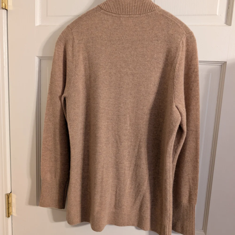 L.L. Bean 100% Cashmere Cardigan Small Petite Tan/Honey Color NWOT - Picture 3 of 8